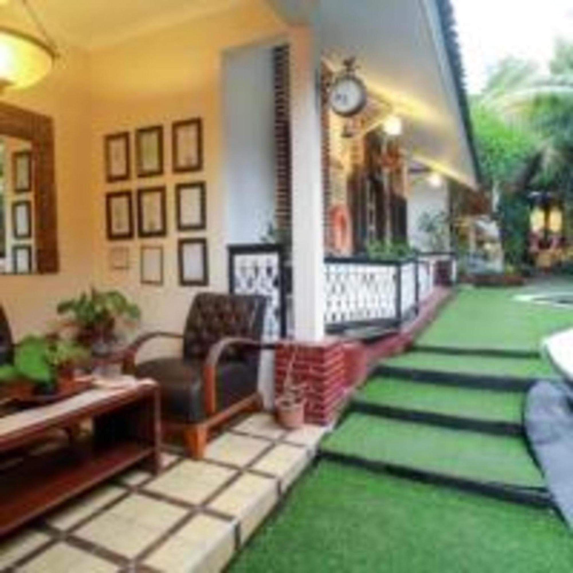 Attara Heritage Senggigi Esterno foto